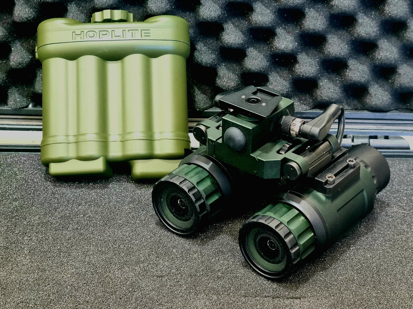 DNV-9 Gen 1 Binocular package - anodized green (refurbished)